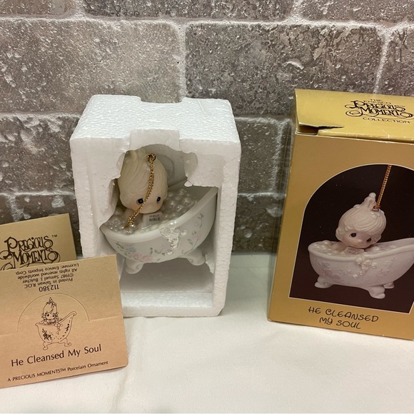 VTG 1987 Precious Moments “He Cleansed My Soul” Christmas Ornament.  Baptism - Picture 5 of 6